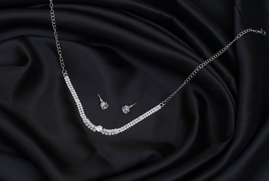 Stylish Pendant Necklace for Women